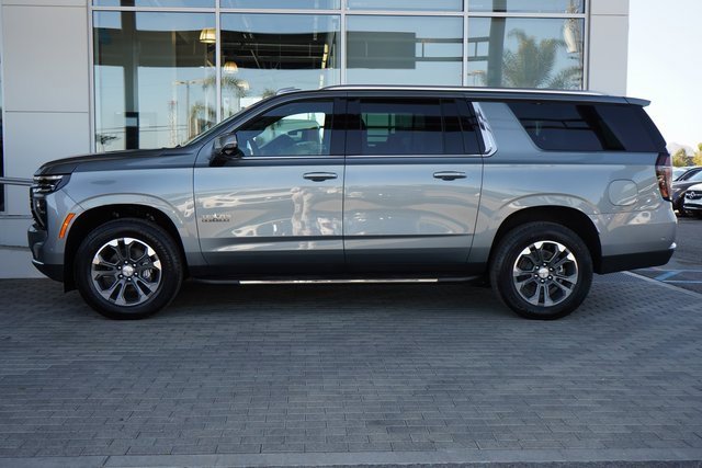 New 2026 Chevrolet Suburban LT w/ Comfort Package image 5