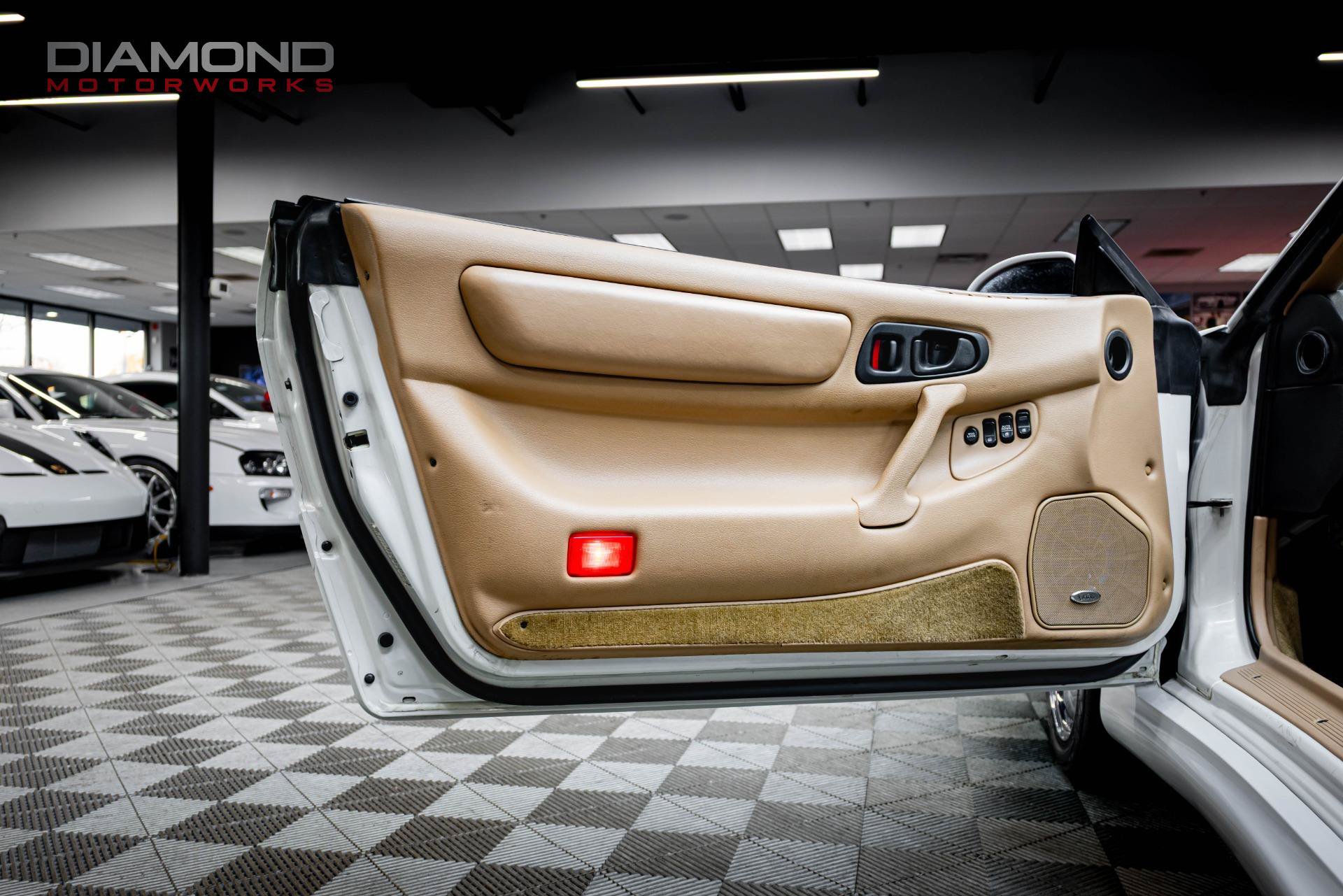 Used 1998 Mitsubishi 3000GT SL FWD image 15