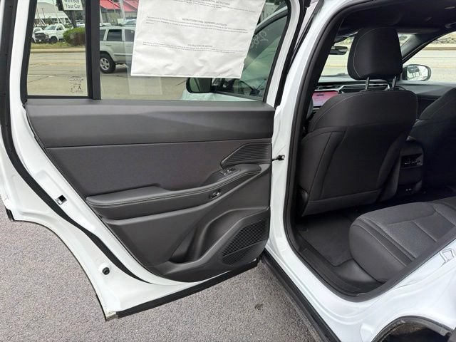 New 2026 Jeep Cherokee Laredo AWD/4WD image 9
