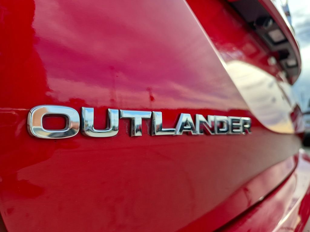 Used 2024 Mitsubishi Outlander SEL FWD image 33