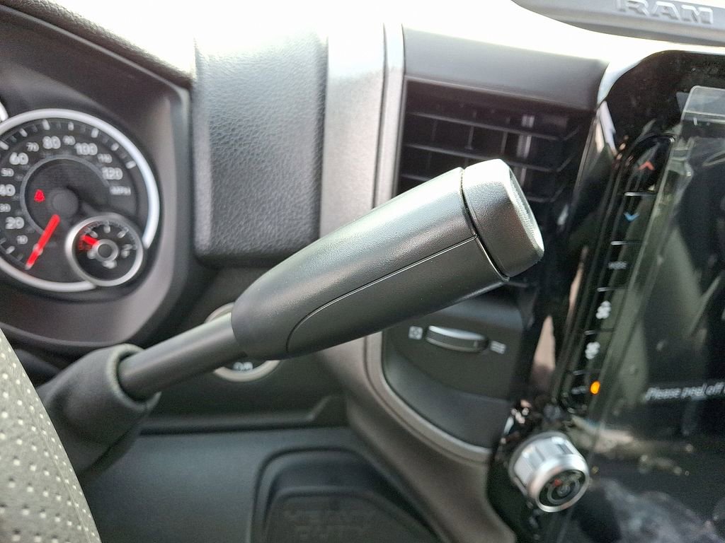New 2026 RAM 3500 Tradesman AWD/4WD image 16
