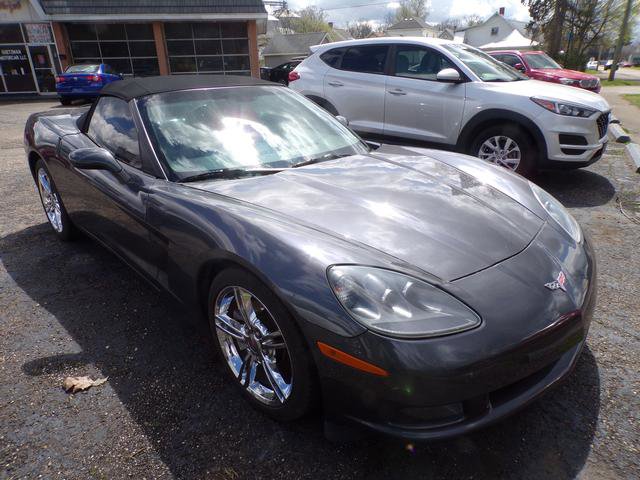 Used 2013 Chevrolet Corvette Convertible image 3