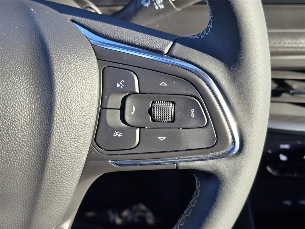 Certified 2024 Buick Encore GX Avenir image 18