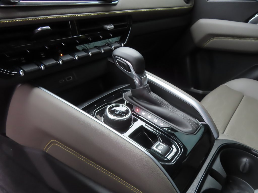 Certified 2024 Chevrolet Colorado ZR2 w/ ZR2 Bison Edition image 21