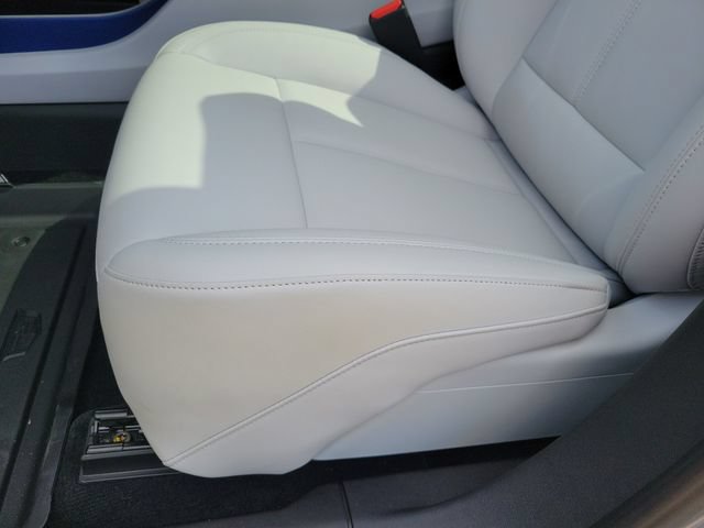 New 2027 Cadillac Optiq Sport w/ LPO, Floor Liner Package AWD/4WD image 22