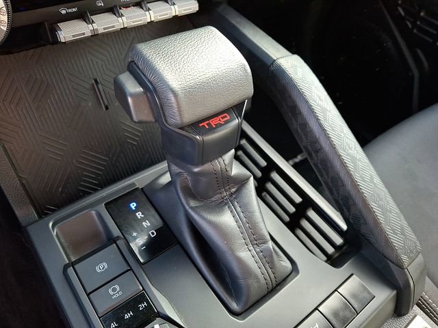 Used 2024 Toyota Tacoma TRD Off-Road AWD/4WD image 15