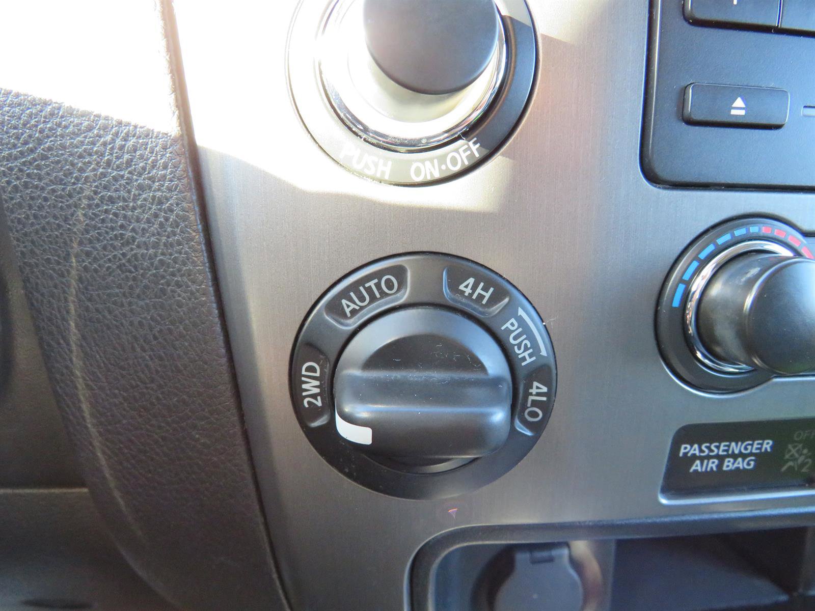 Used 2011 Nissan Armada Platinum w/ 2nd Row Captain Seat Pkg image 15