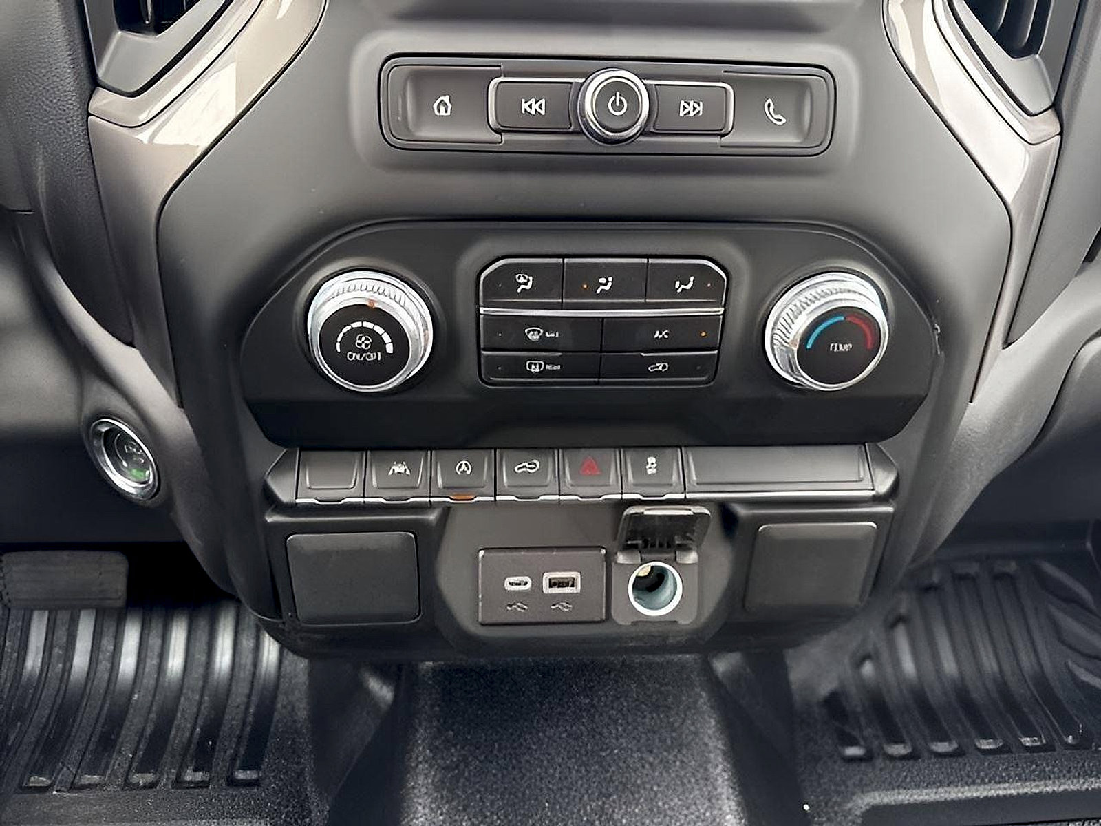 New 2025 GMC Sierra 1500 Pro w/ Pro Value Package AWD/4WD image 23