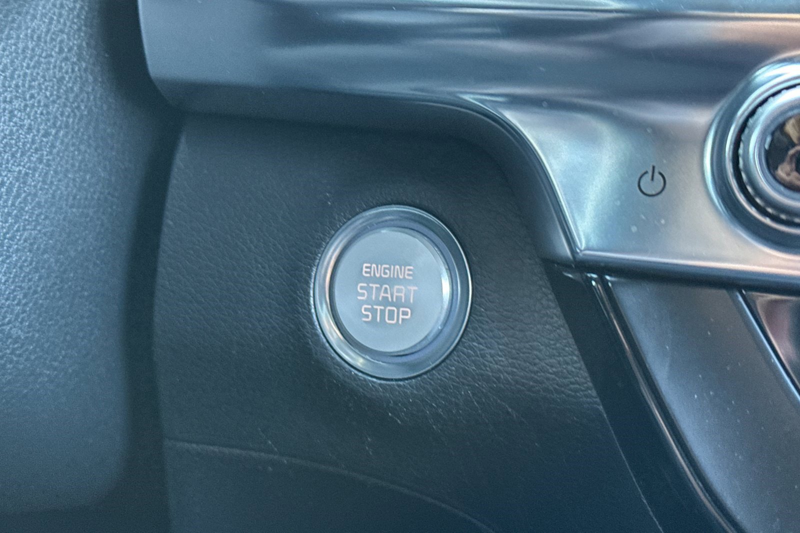 Used 2022 Kia Telluride EX image 34