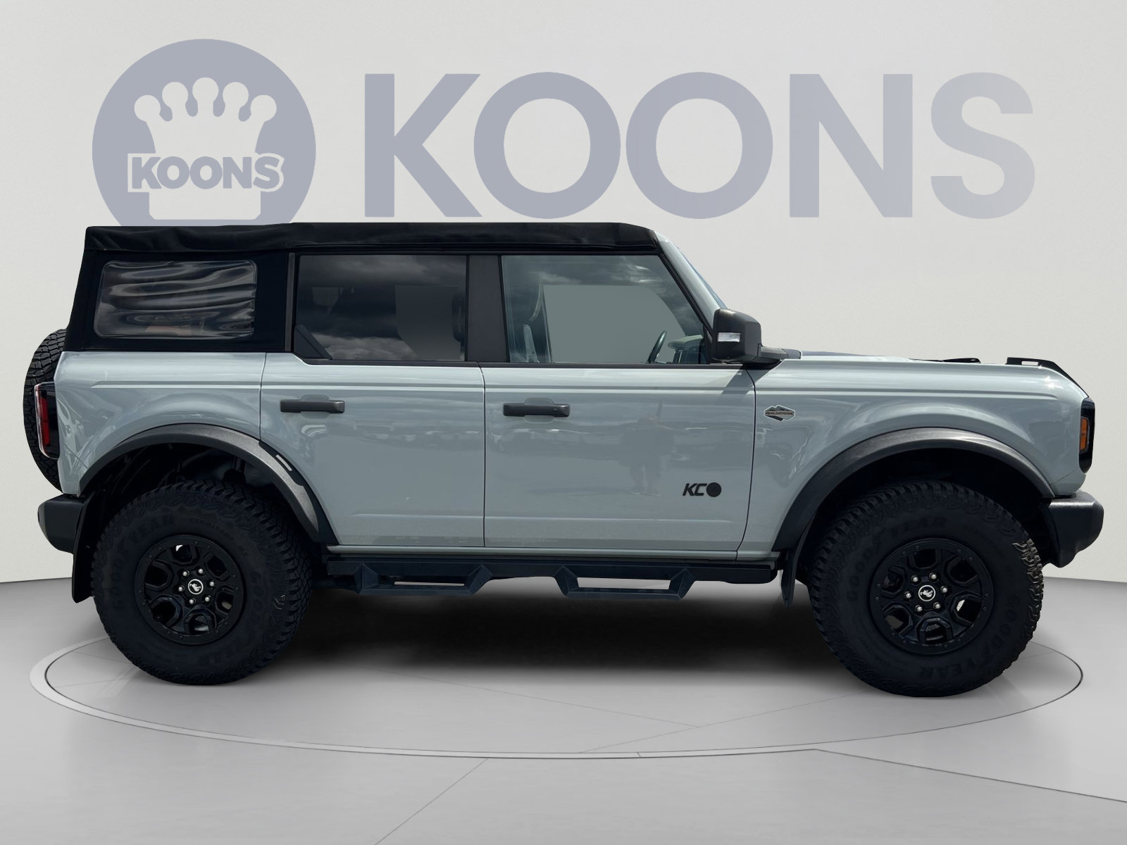 Used 2022 Ford Bronco Wildtrak AWD/4WD image 17