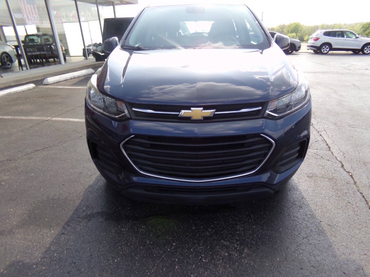 Used 2018 Chevrolet Trax LS FWD image 40