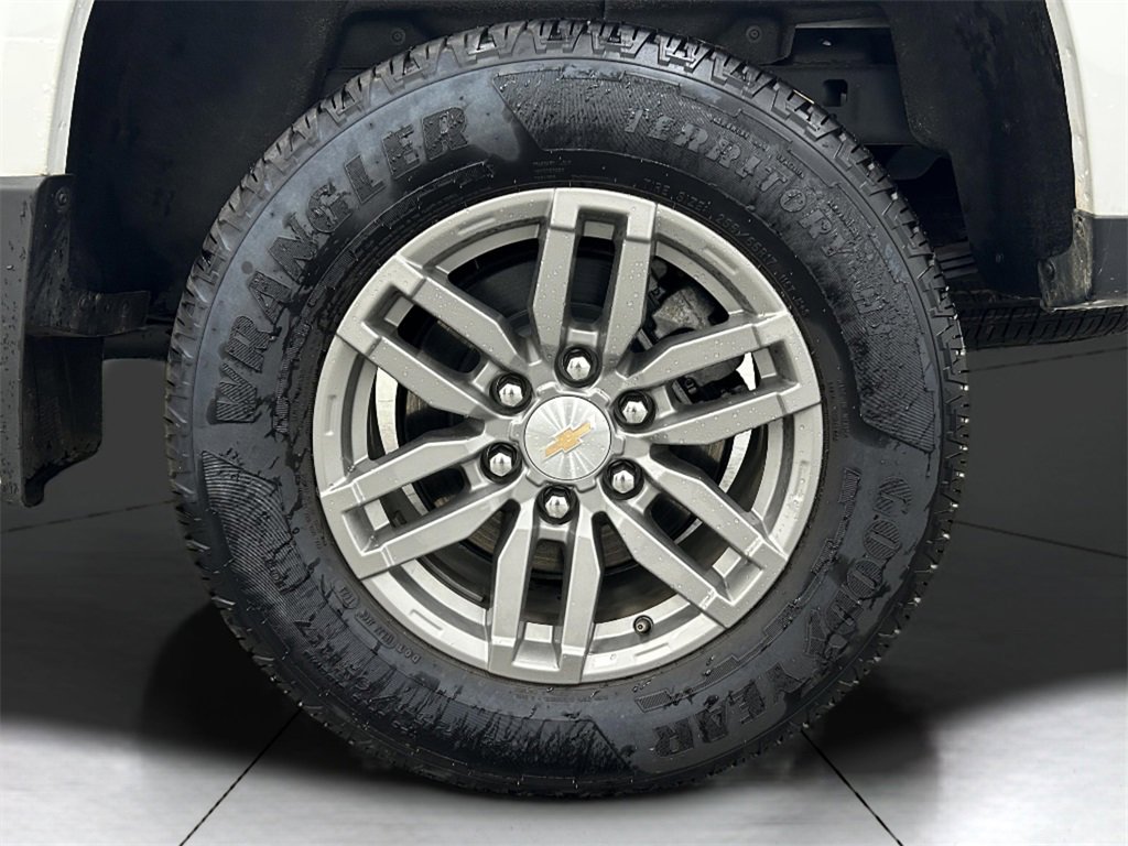 Used 2023 Chevrolet Colorado LT w/ LT Convenience Package image 21