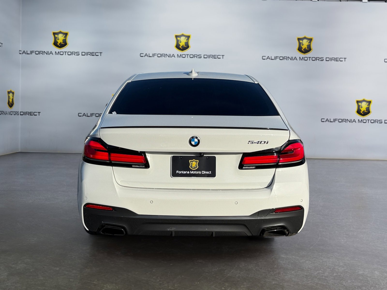 Used 2023 BMW 540i w/ M Sport Package image 4