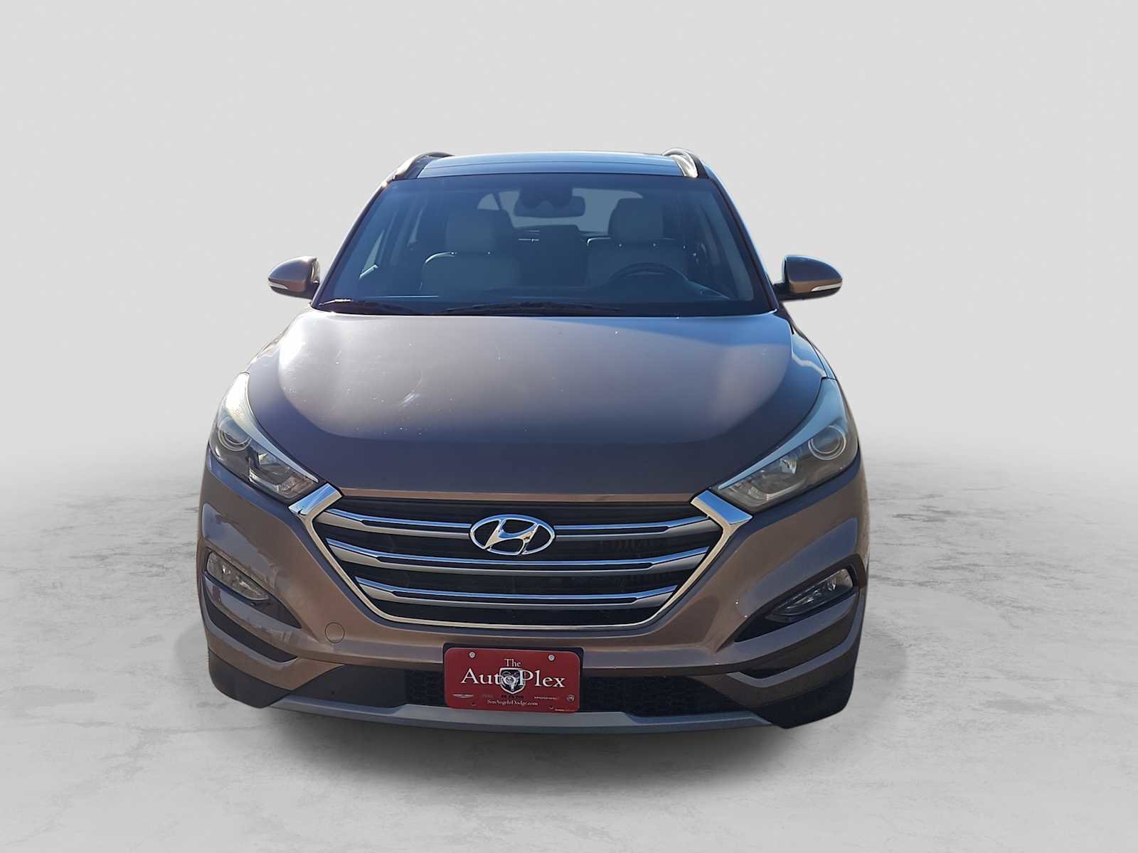 Used 2017 Hyundai Tucson Limited w/ Limited Ultimate Package 03 image 3