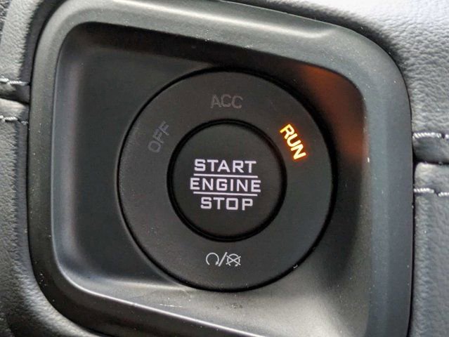 New 2026 Jeep Wrangler Unlimited Sahara AWD/4WD image 29