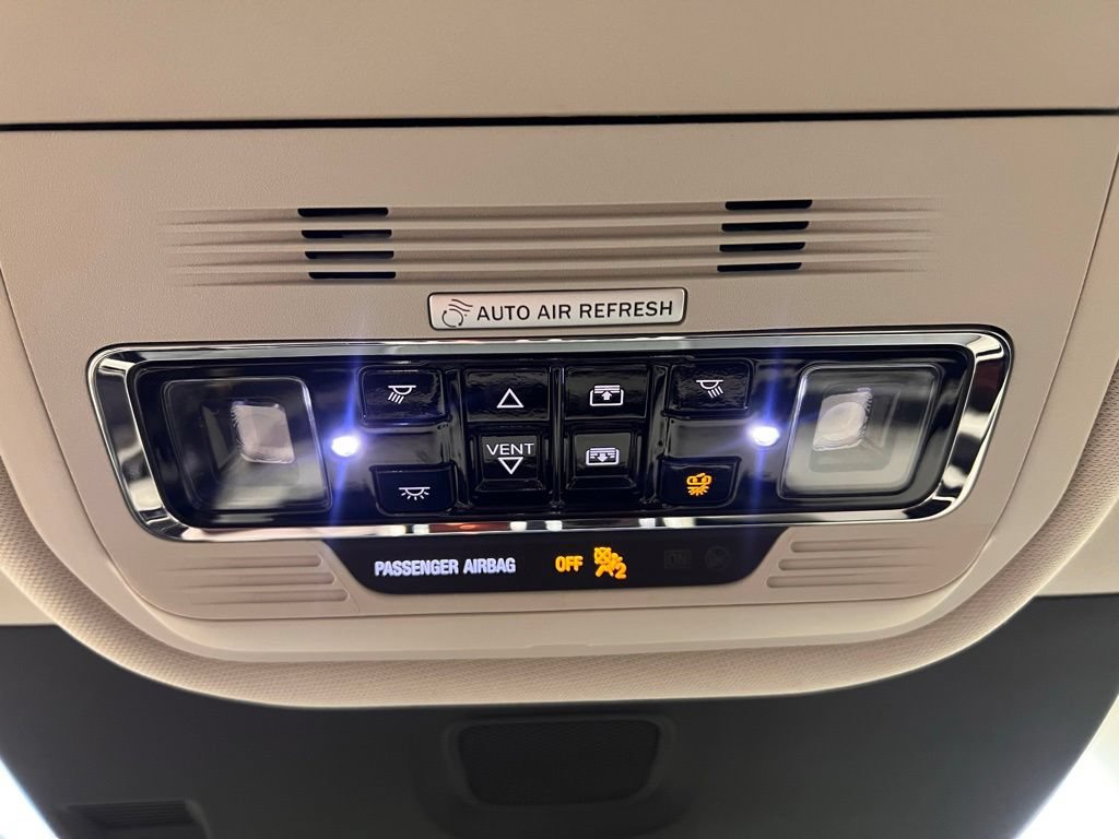 Used 2026 Lincoln Aviator Reserve AWD/4WD image 26