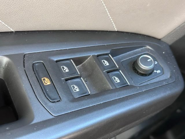Used 2023 Volkswagen Atlas SE w/ Black Wheel Package FWD image 17