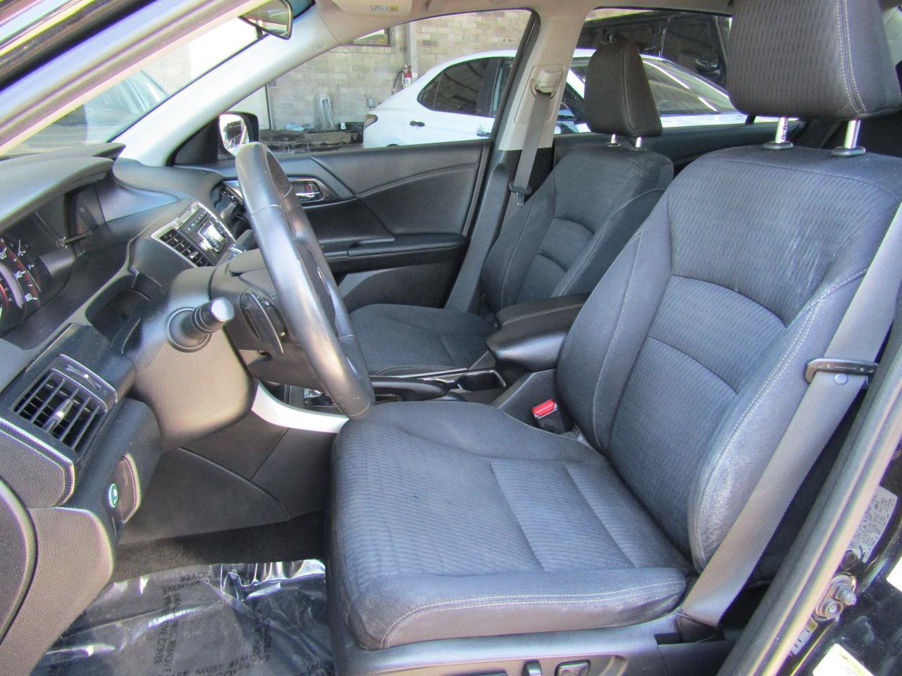 Used 2015 Honda Accord Sport image 8