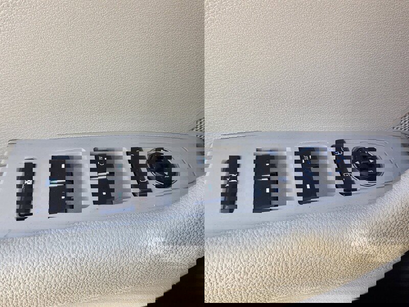 Used 2018 Hyundai Sonata SE image 17