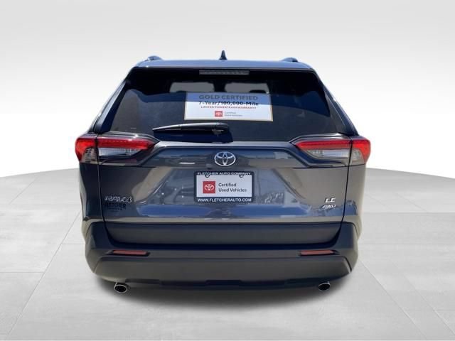 Certified 2021 Toyota RAV4 LE AWD/4WD image 3