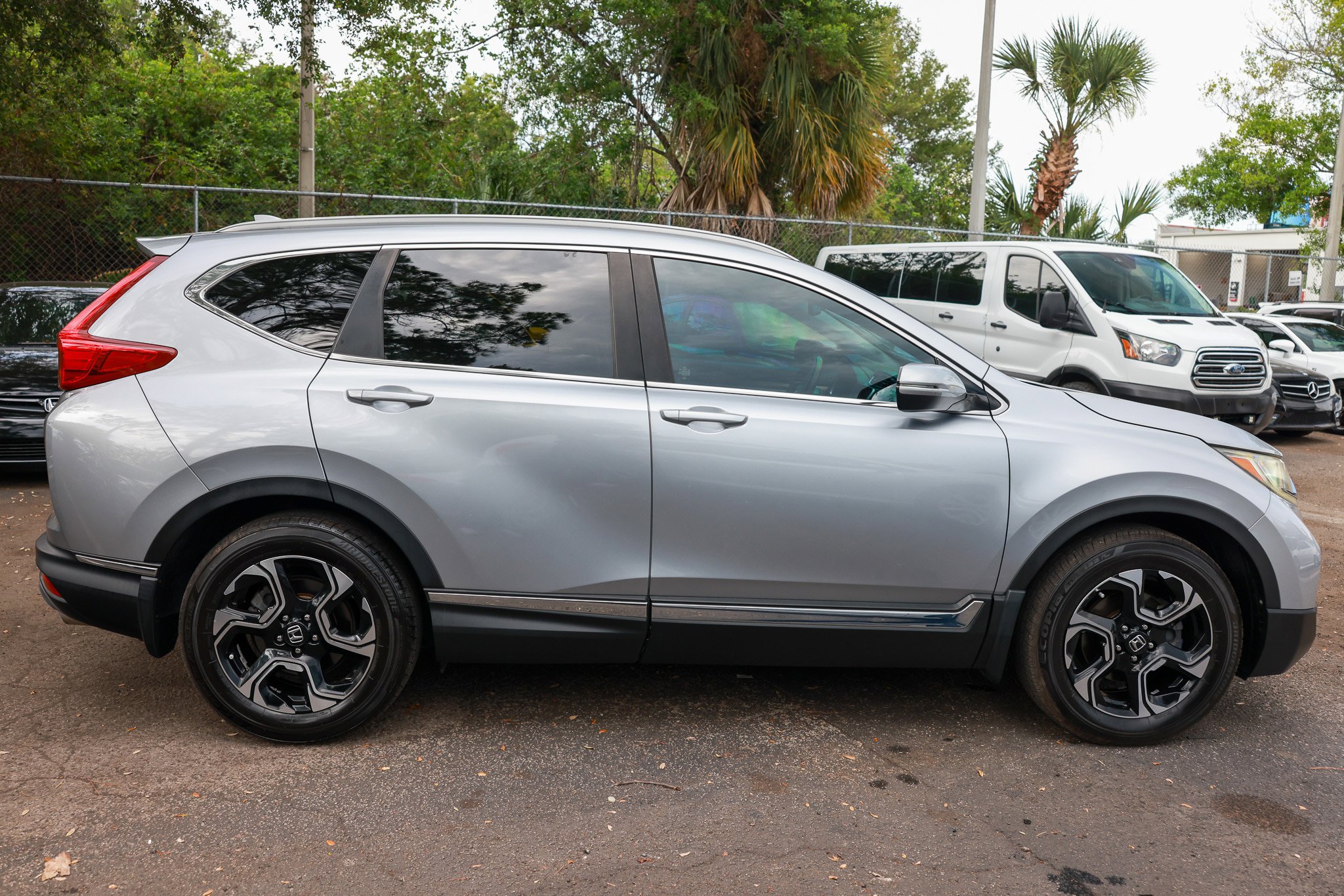 Used 2017 Honda CR-V Touring image 16