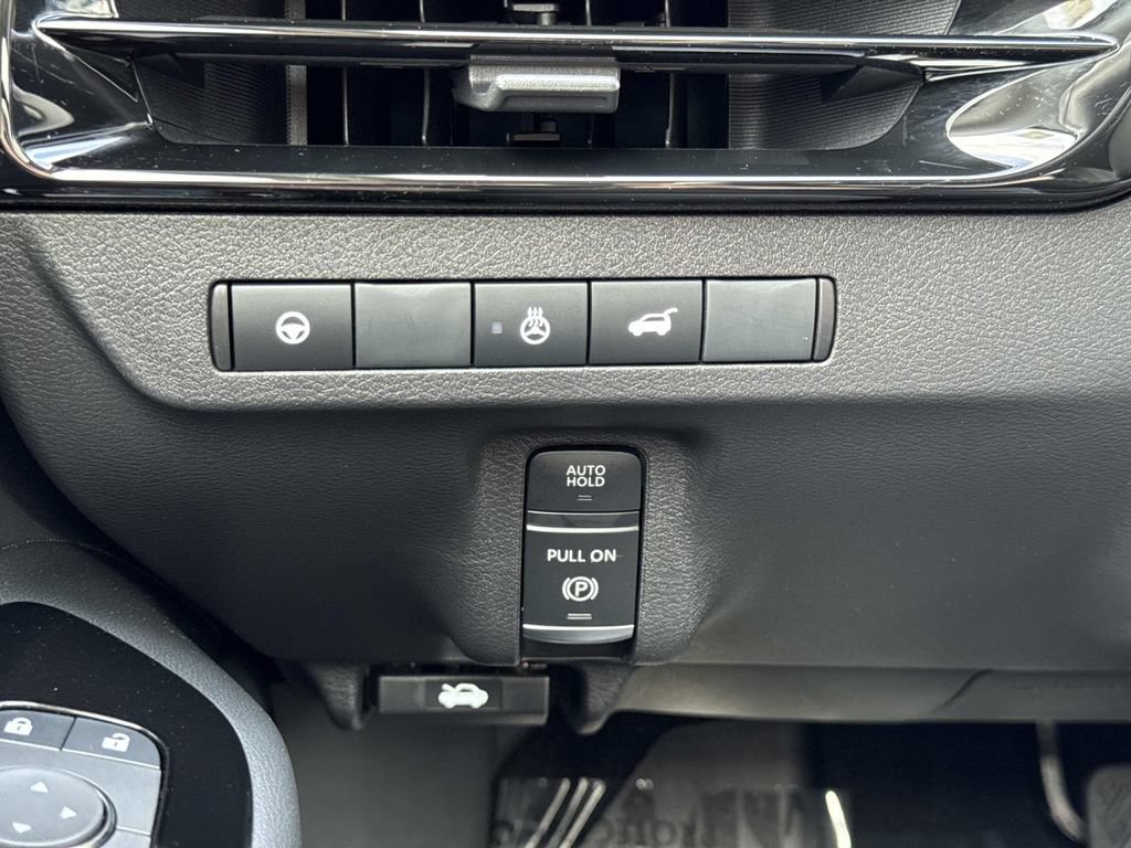 Used 2025 Nissan Murano SL AWD/4WD image 14
