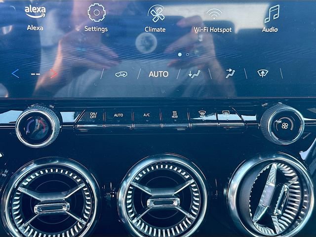 New 2025 Chevrolet Blazer EV LT image 15