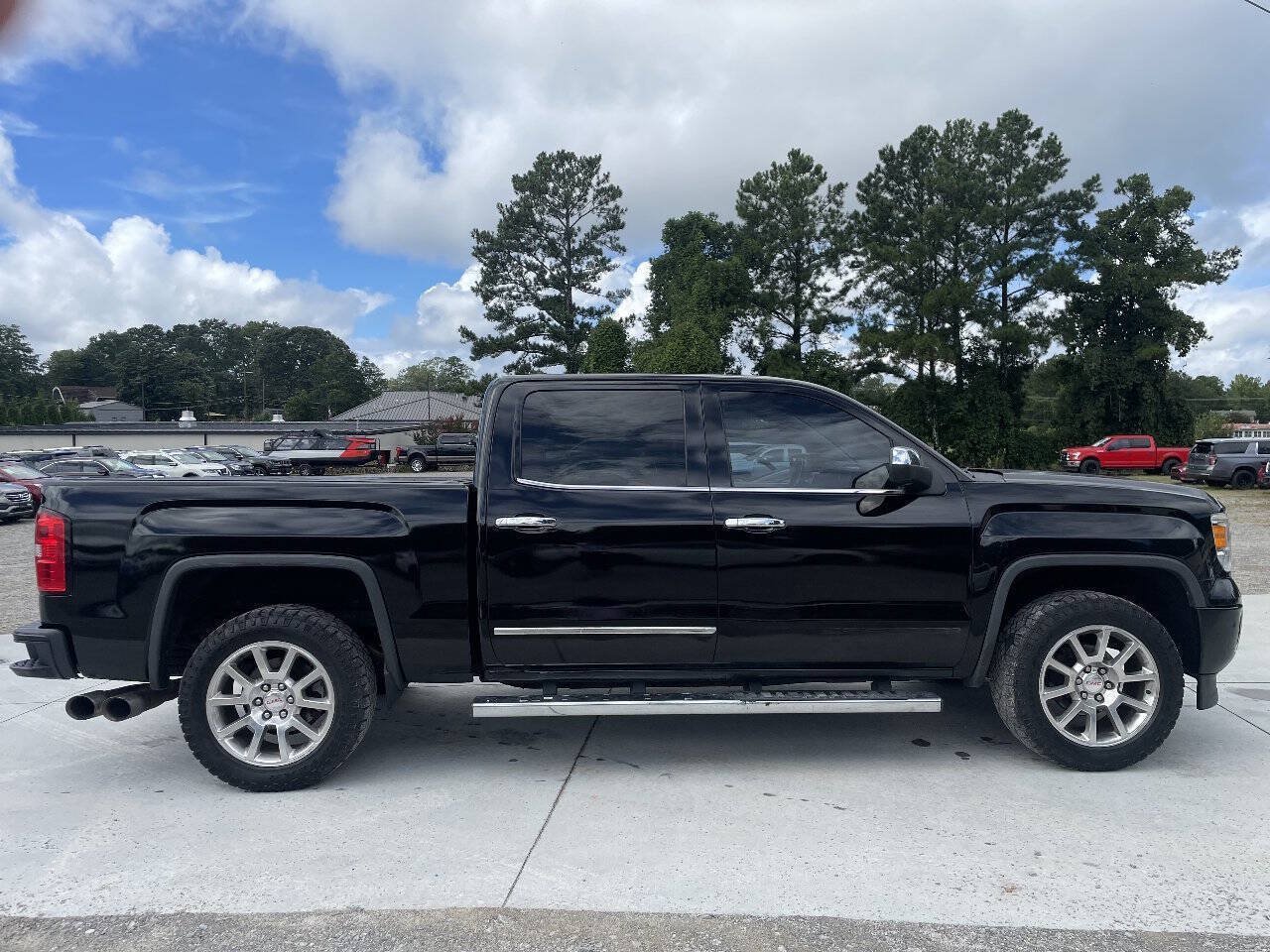 Used 2015 GMC Sierra 1500 Denali AWD/4WD image 9