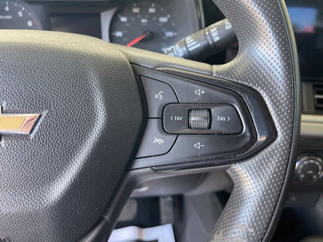 Used 2024 Chevrolet Trax LS w/ LS Convenience Package FWD image 13