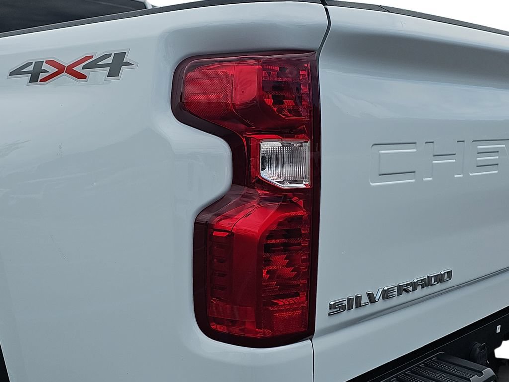 Used 2022 Chevrolet Silverado 3500 W/T AWD/4WD image 30