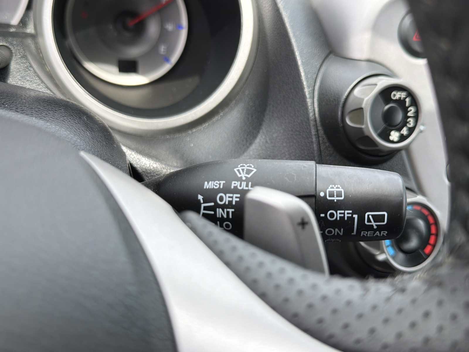 Used 2009 Honda Fit Sport image 11