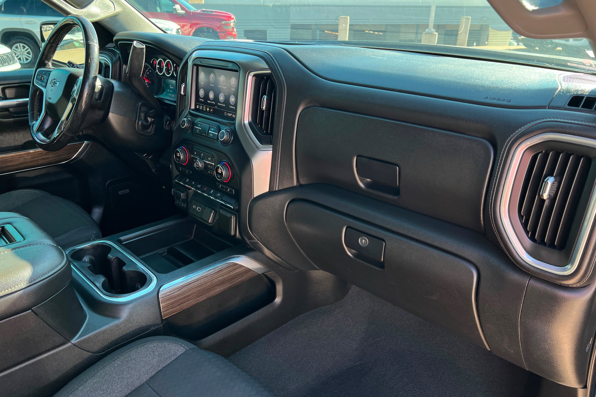 Used 2020 Chevrolet Silverado 1500 LT Trail Boss AWD/4WD image 24