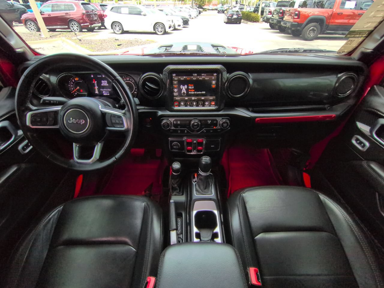 Used 2020 Jeep Wrangler Unlimited Sahara AWD/4WD image 15