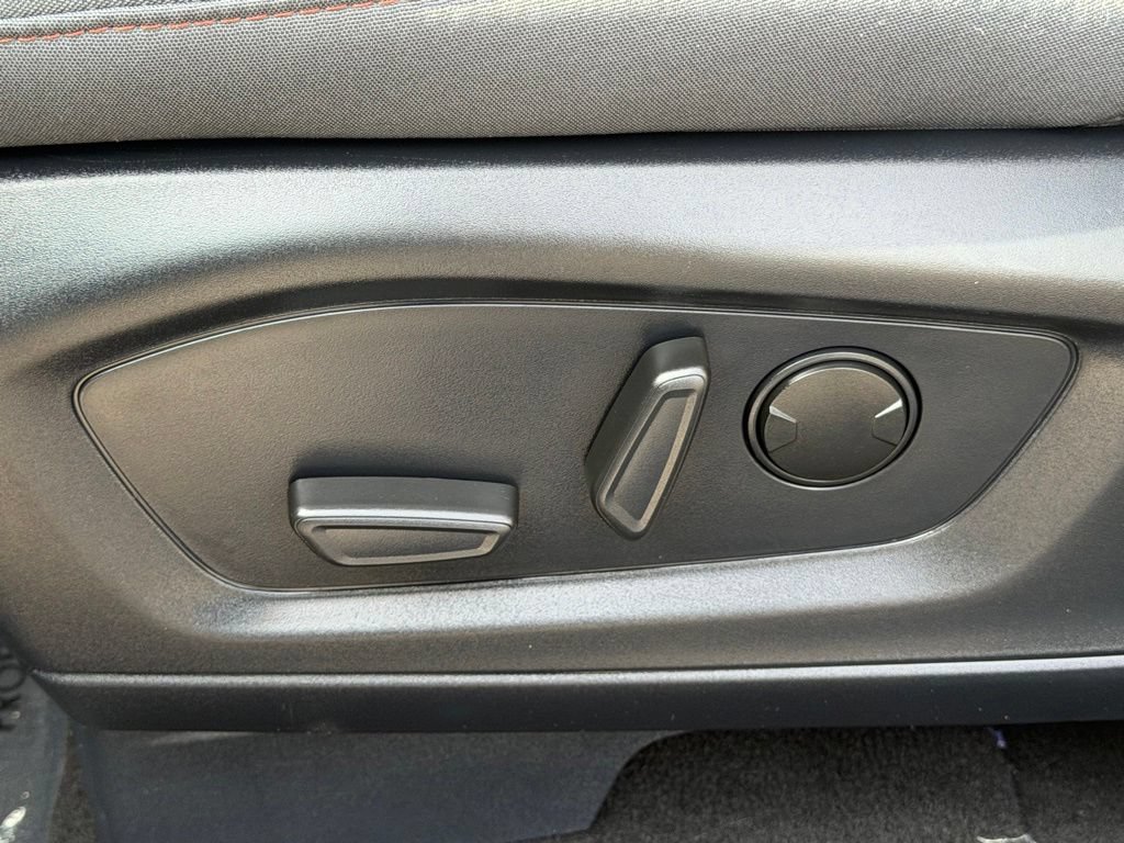 Used 2026 Ford Explorer Active RWD image 24