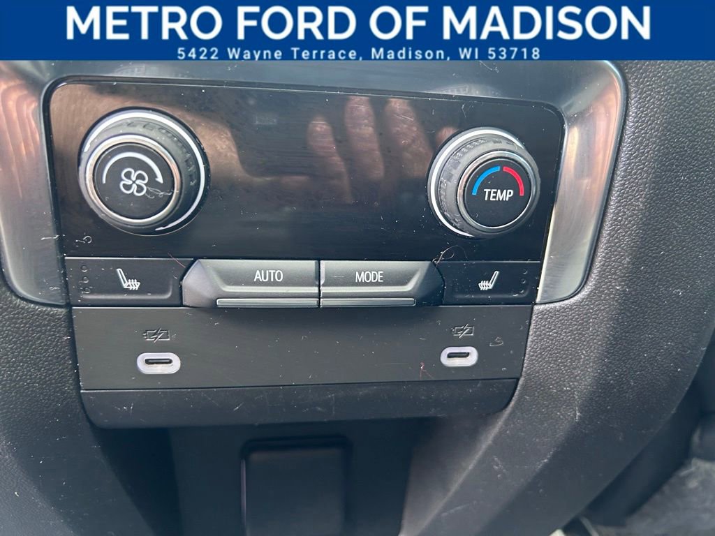 Used 2022 Chevrolet Tahoe RST w/ Luxury Package image 33