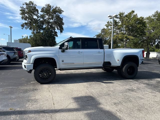 New 2026 Chevrolet Silverado 3500 High Country w/ High Country Premium Package AWD/4WD image 3