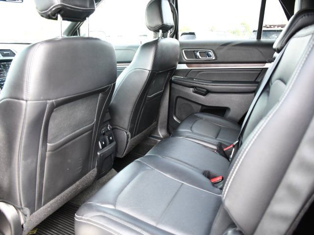 Used 2016 Ford Explorer Limited w/ Equipment Group 301A AWD/4WD image 15
