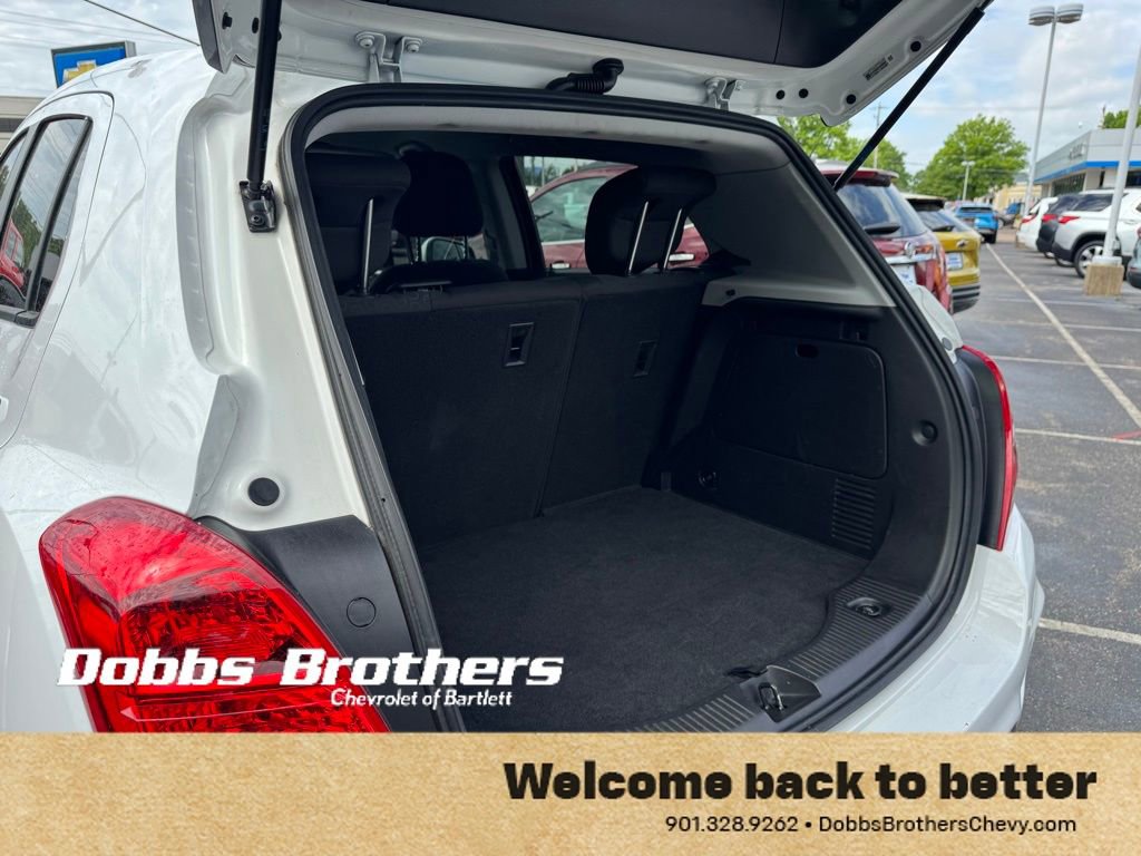 Used 2018 Chevrolet Trax LS AWD/4WD image 33