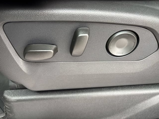 New 2026 Chevrolet Suburban Premier AWD/4WD image 14