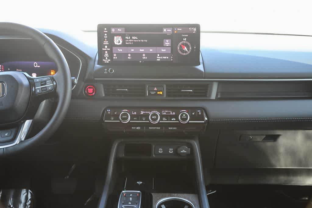 Used 2026 Honda Pilot Elite image 5