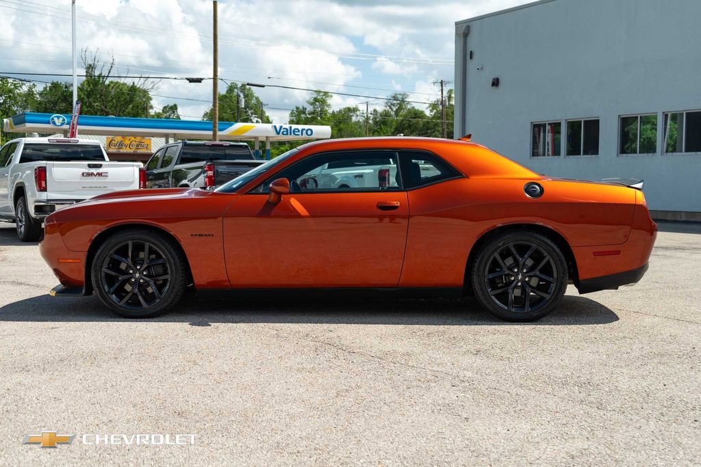 Used 2020 Dodge Challenger R/T w/ Blacktop Package RWD image 10