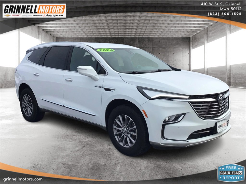 Used 2024 Buick Enclave Premium image 3