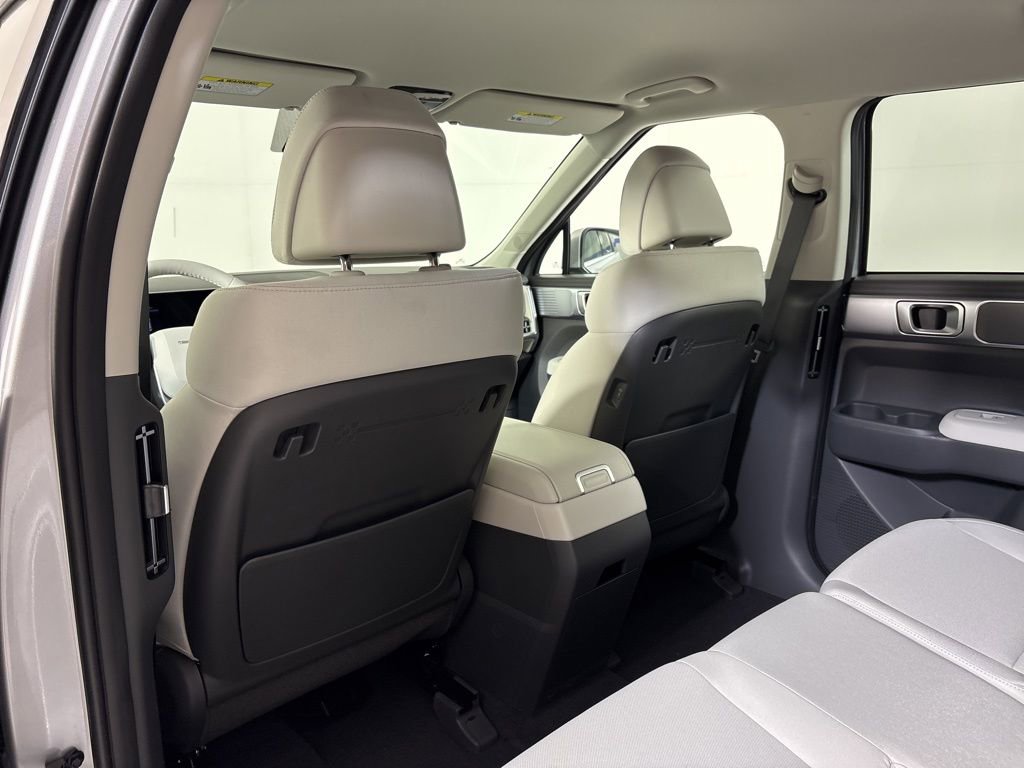 New 2026 Hyundai Santa Fe SE FWD image 17
