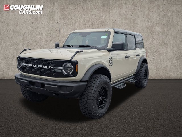 New 2026 Ford Bronco Big Bend w/ Black Appearance Package AWD/4WD image 3