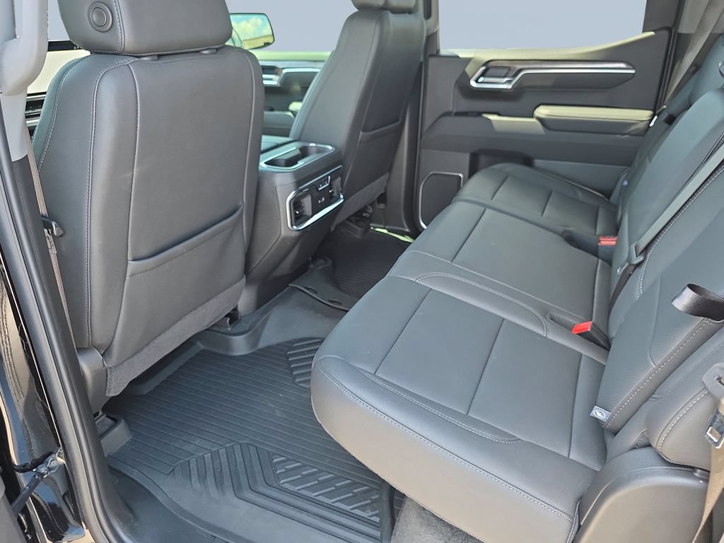 Used 2026 Chevrolet Silverado 1500 LTZ w/ LTZ Premium Package AWD/4WD image 31