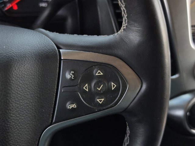 Used 2015 Chevrolet Suburban LTZ RWD image 30