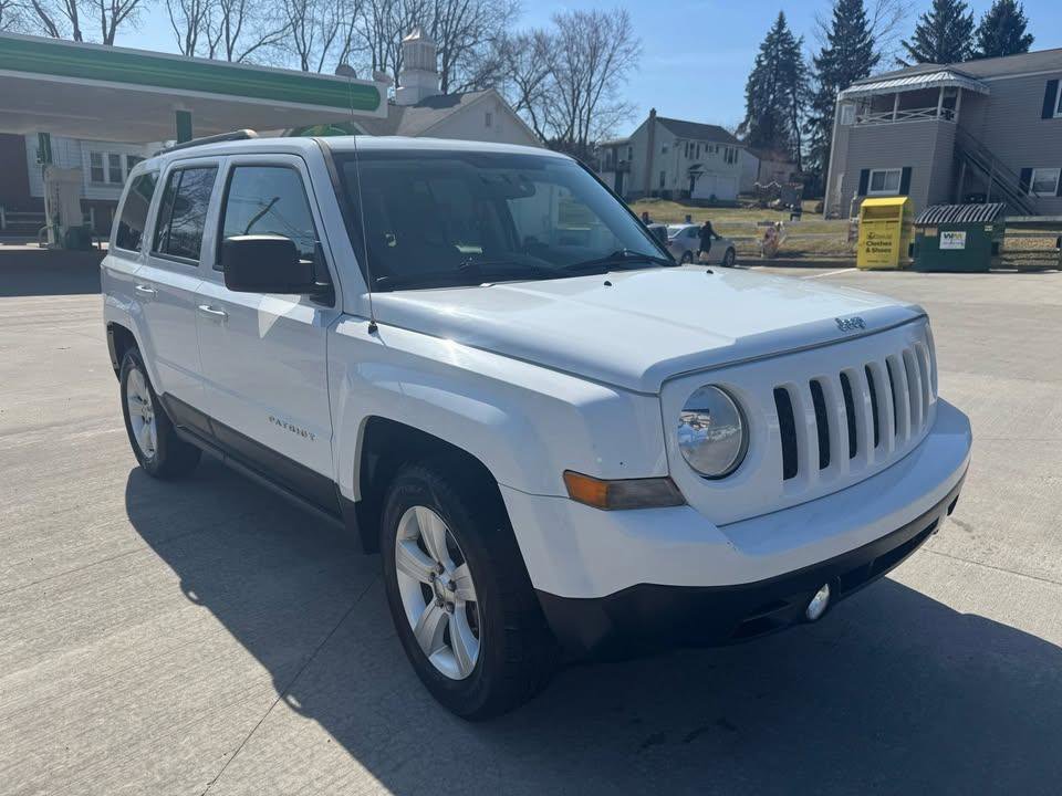 Used 2015 Jeep Patriot Sport w/ Power Value Group AWD/4WD image 7