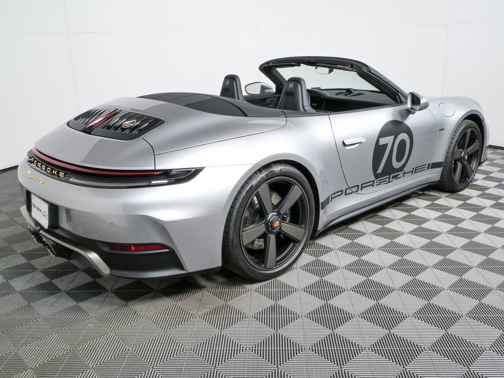 Certified 2026 Porsche 911 Carrera GTS RWD image 24