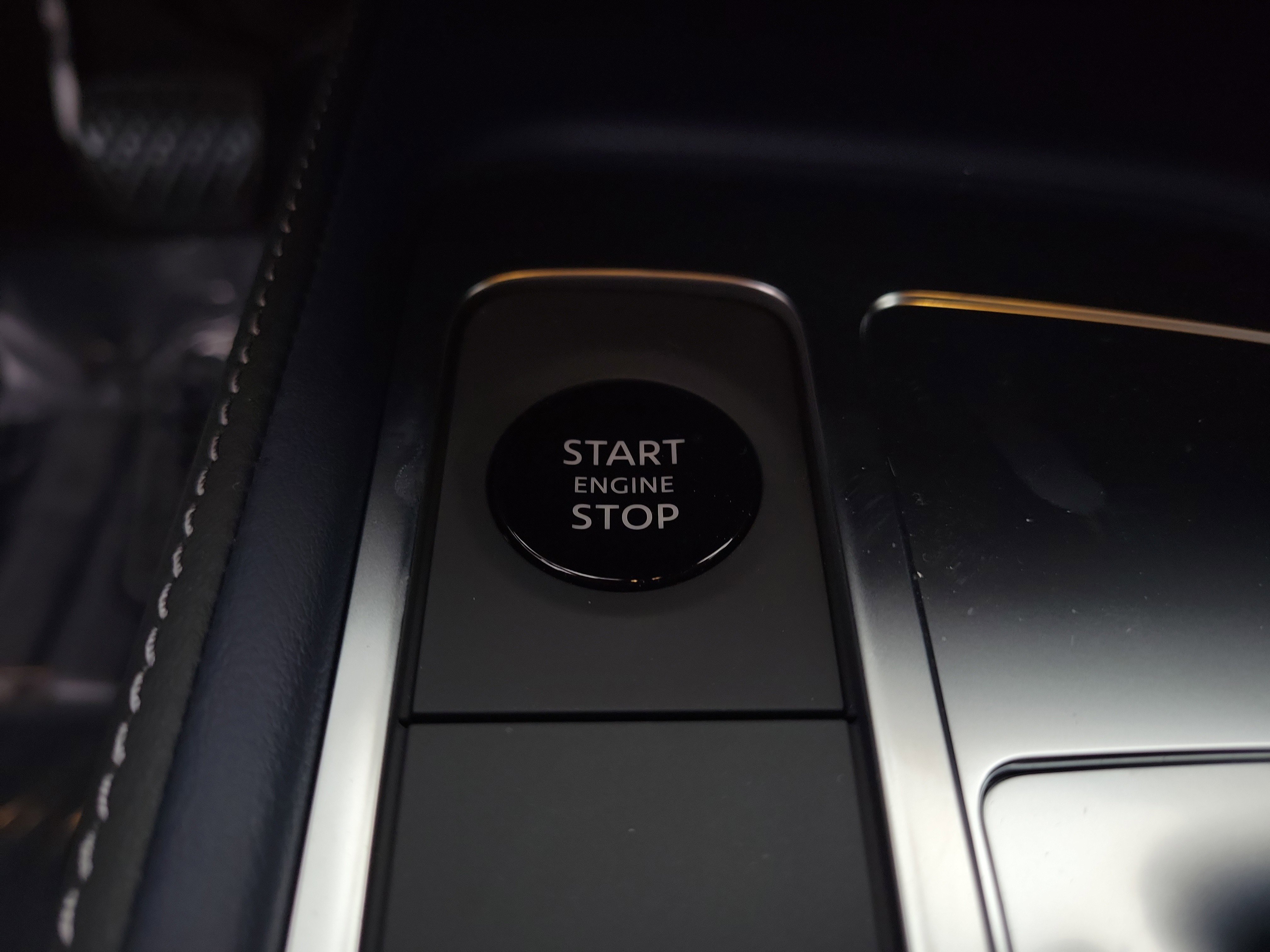 New 2026 INFINITI QX60 Sport w/ Dark Cargo Package image 18