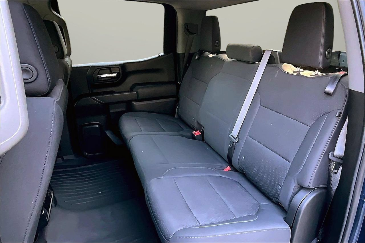 Used 2019 Chevrolet Silverado 1500 Custom Trail Boss w/ Custom Convenience Package AWD/4WD image 20